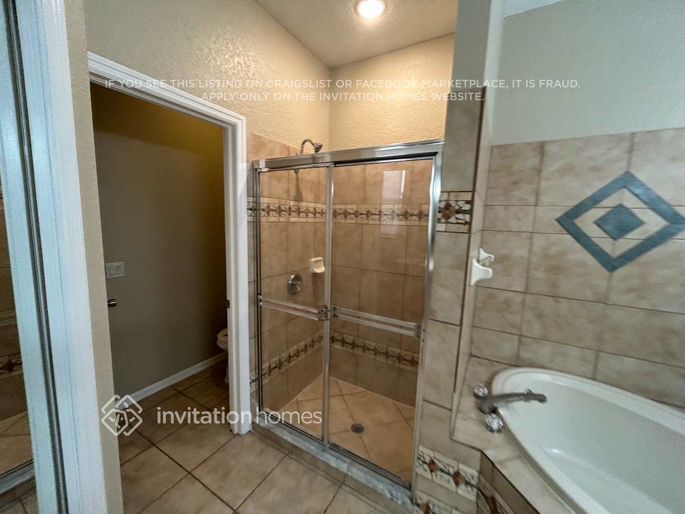 Building Photo - 1613 Loriana St