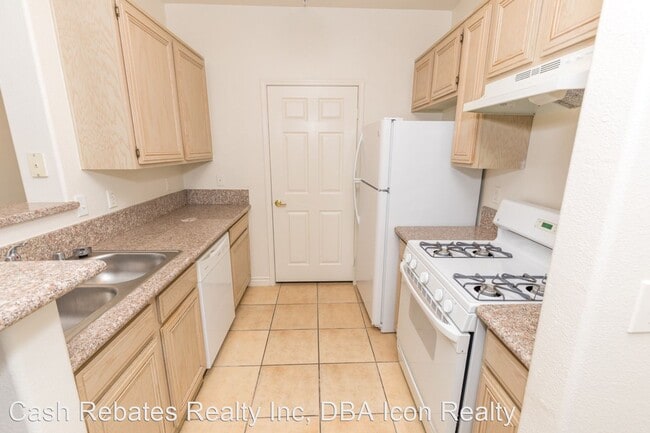 Building Photo - 2 br, 2 bath House - 7185 S Durango Dr #205