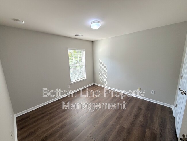 Building Photo - 10016 Heatherly Ct