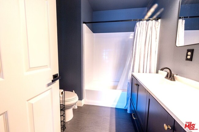 Building Photo - 4600 Don Lorenzo Dr