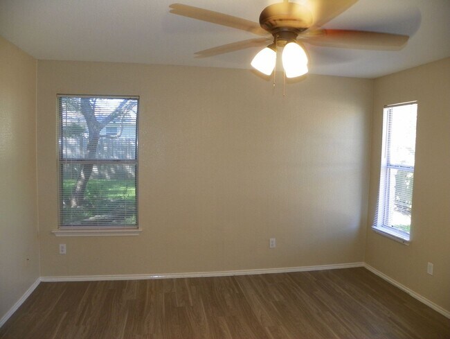 Building Photo - Welcome to this charming Centex home locat...