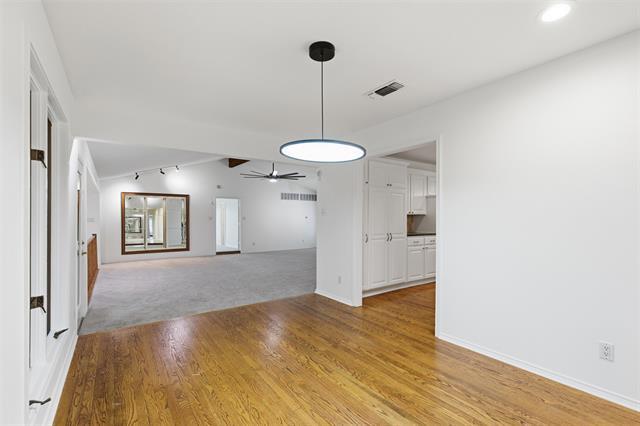 Building Photo - 317 Chandler Lake Ct