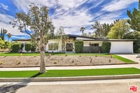 Building Photo - 23540 Kivik St
