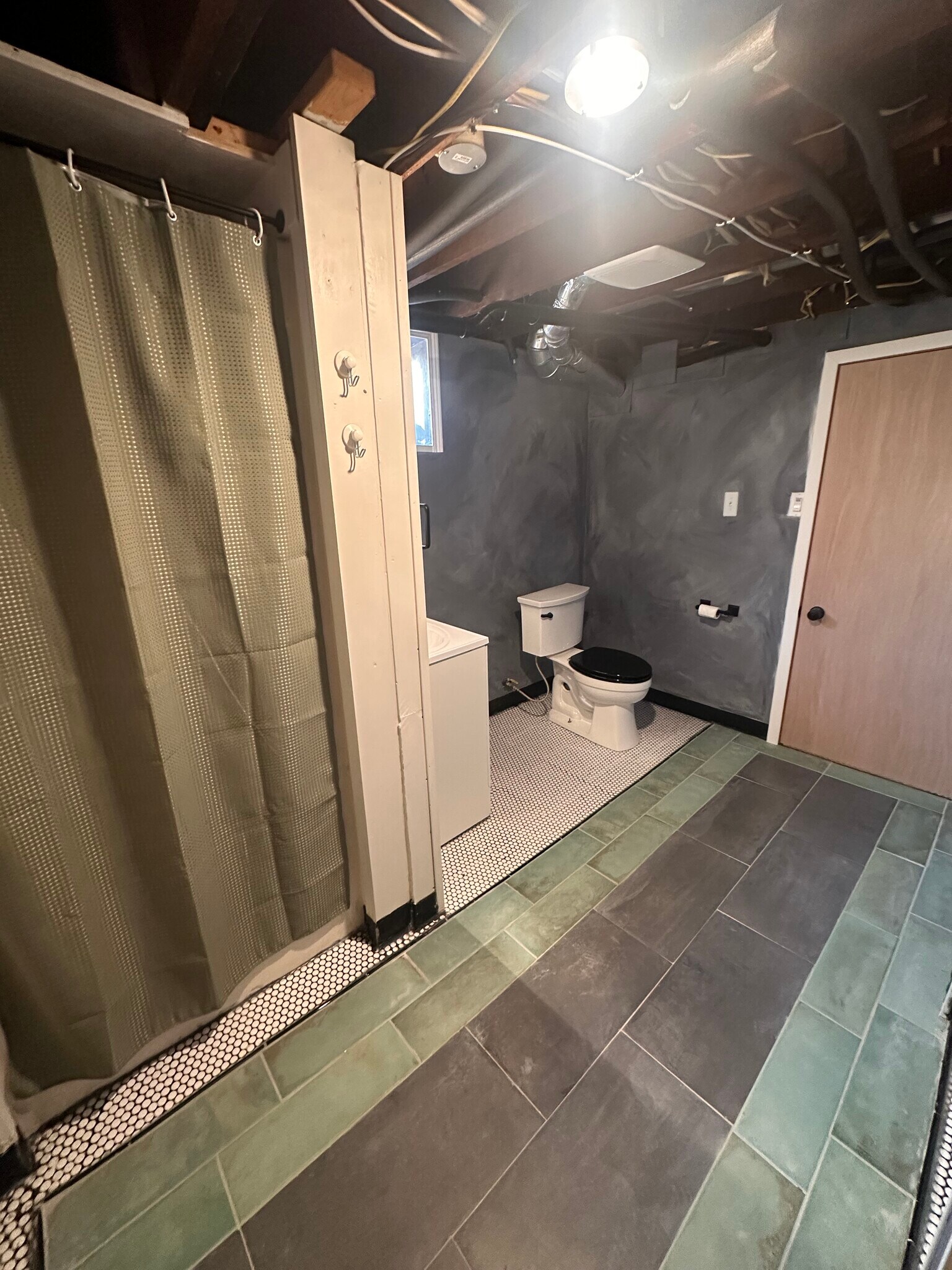 Building Photo - 718 Griggs St N