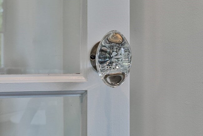 Building Photo - 107 Greenwood St