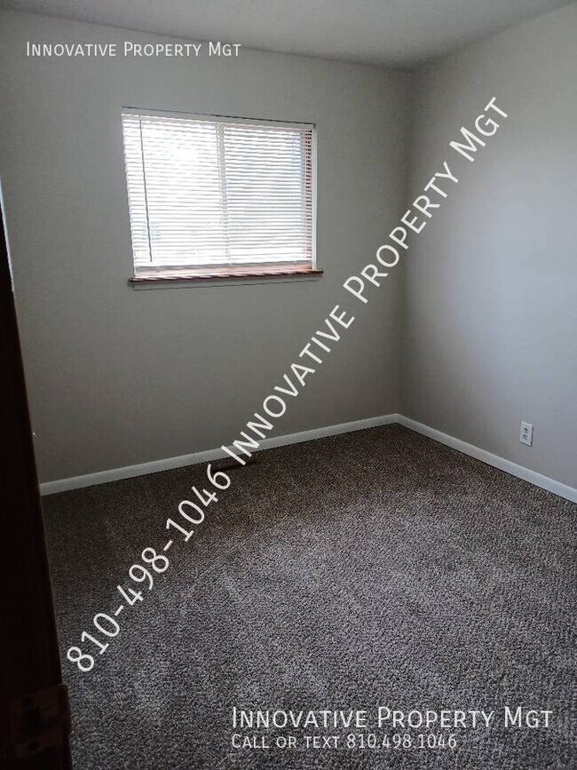Building Photo - Upgraded Ranch Style Home- Beecher Schools...