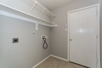 Building Photo - 1413 Gordon Dr