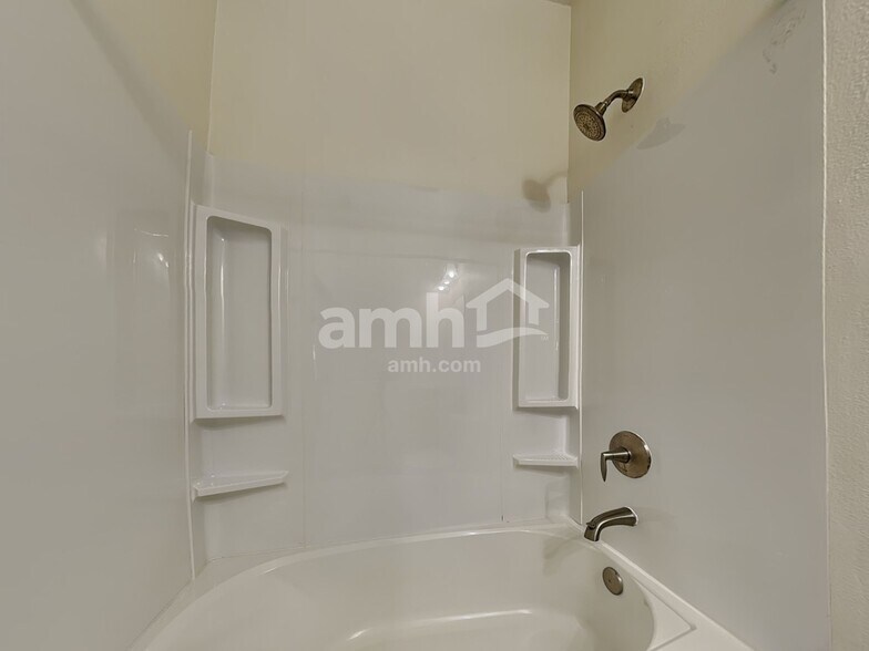 Building Photo - 4335 Reisswood Lp
