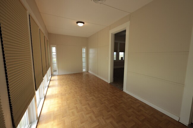 Building Photo - 2389 CR 158
