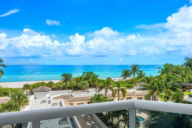 Building Photo - 4779 Collins Ave