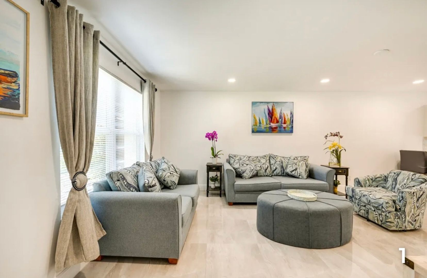 Building Photo - 731 W Elkcam Cir