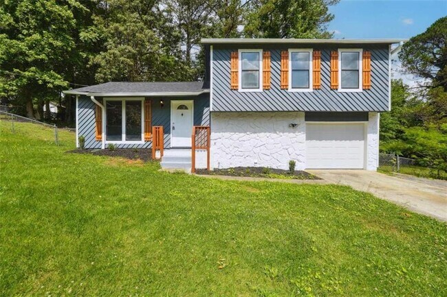 Primary Photo - 1819 Singer Way