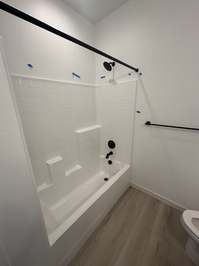 Building Photo - Brand New 4 Bed 2 Bath Home!