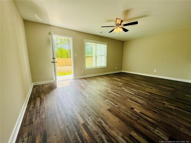 Building Photo - 8107 King Rd