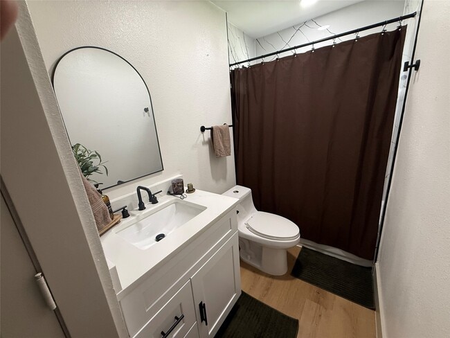 Building Photo - 7509 Mockingbird Ln