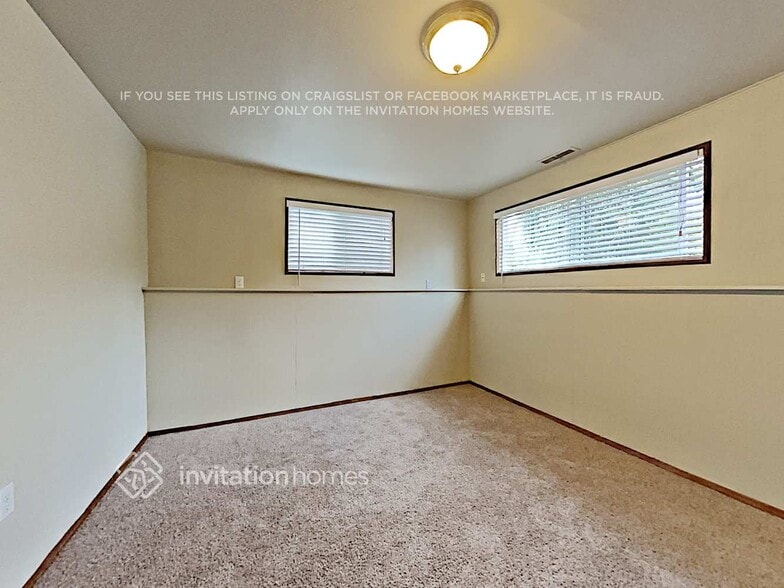 Building Photo - 30101 27th Ave S