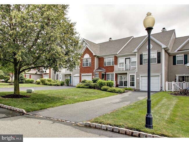 Building Photo - 406 Pebble Creek Ct