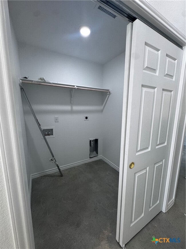 Building Photo - 209 Elbert Ln