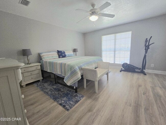 Building Photo - 7009 N Lagoon Dr