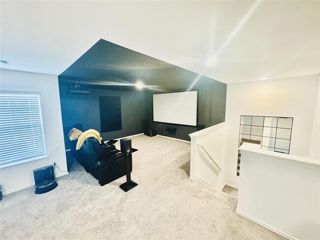 Building Photo - 1601 Holly Lk Dr