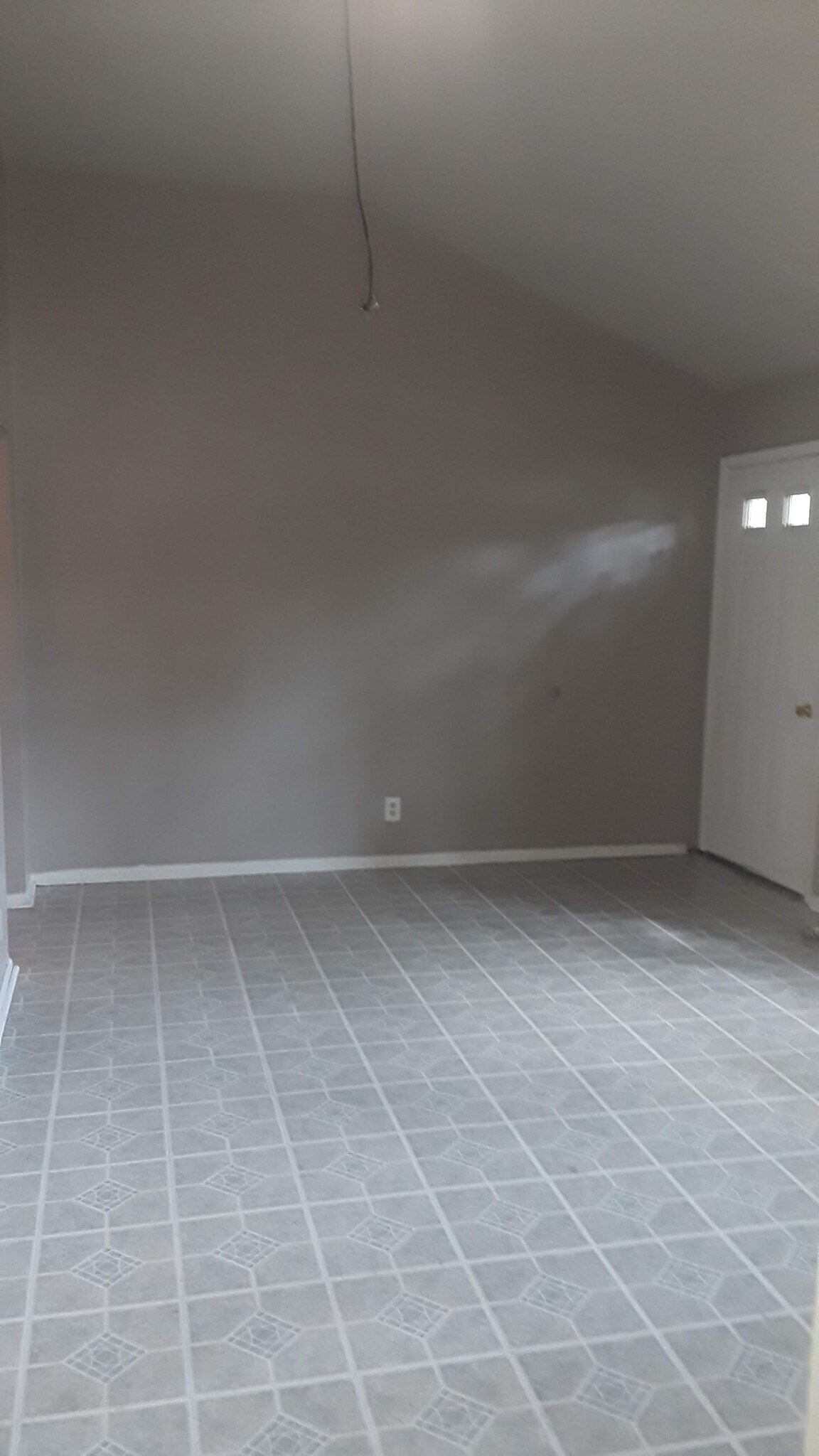 Building Photo - 7005 John Adams Way