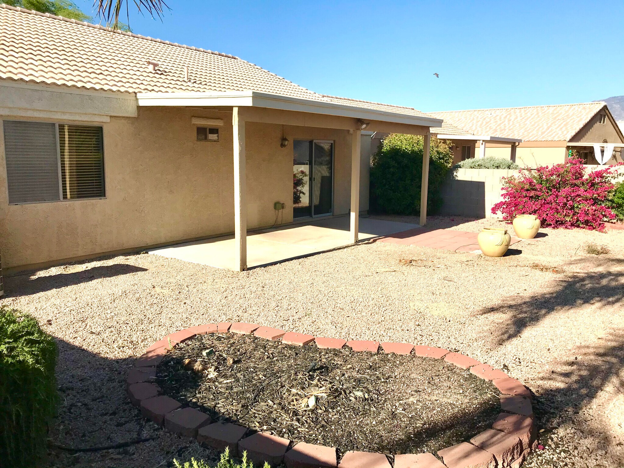 Building Photo - 1323 W Desert Cloud Pl