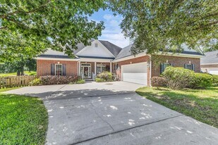 Building Photo - 109 Southernwood Pl