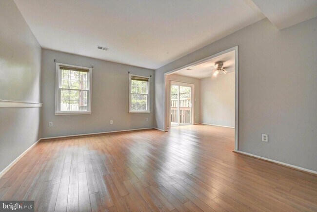 Building Photo - 7794 Euclid Way