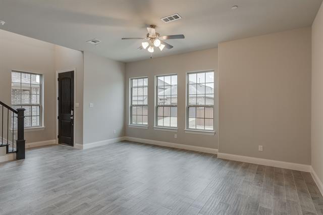 Building Photo - 915 Ponds Edge Ln