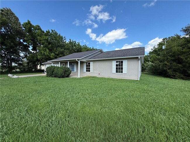Building Photo - 2446 Ridgeway Loop