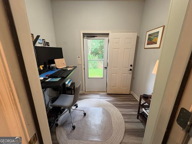 Building Photo - 3755 Ridgeside Ct