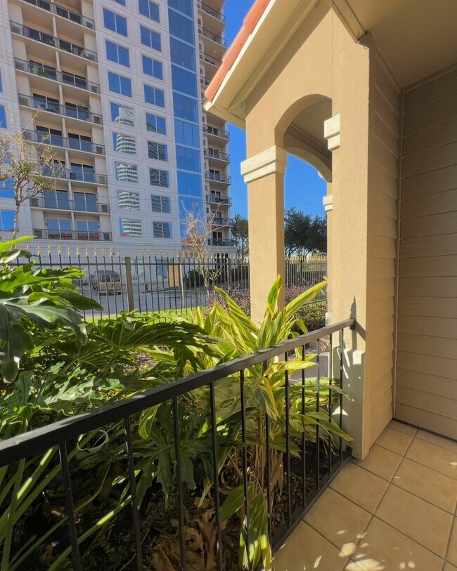 Building Photo - 3231 Allen Pkwy