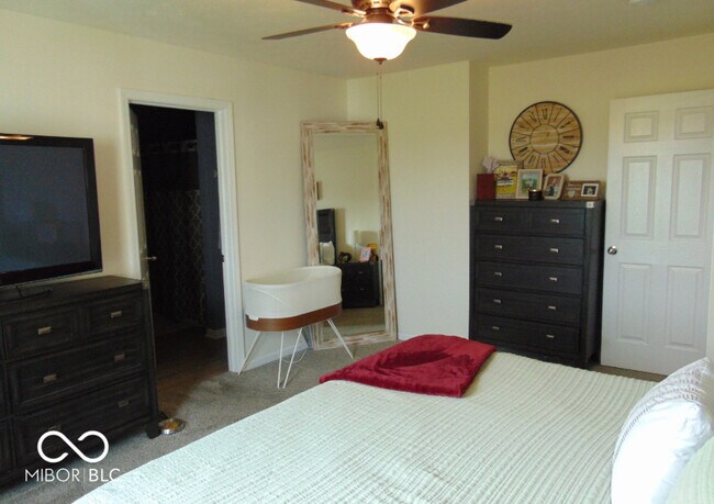 Building Photo - 10034 James Run Dr