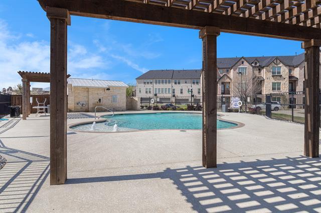 Building Photo - 315 Ferndale St