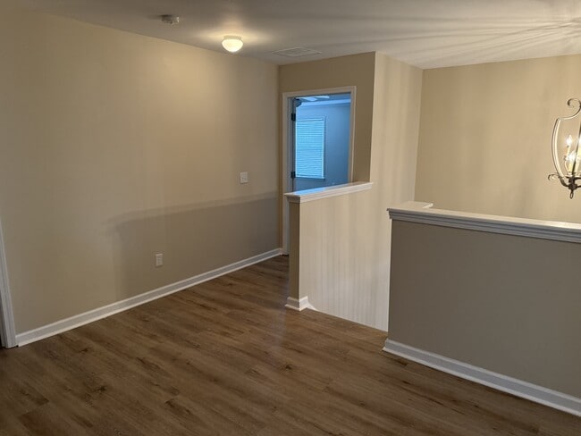 Building Photo - 2380 McIntosh Dr