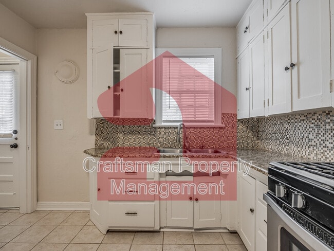 Building Photo - 1801 NW 22nd St