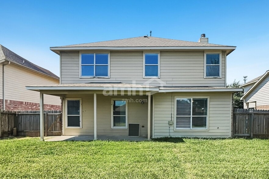 Building Photo - 1631 Laura Anne Dr