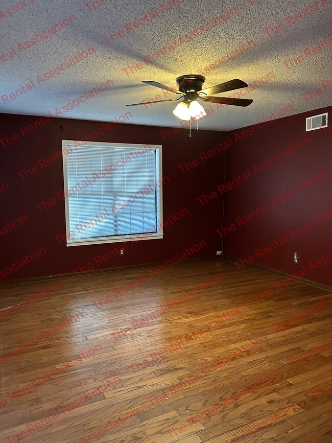 Building Photo - 141 Turtledove Dr