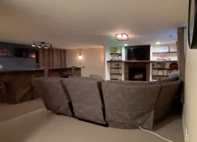 Building Photo - 3588 Bengal Blvd