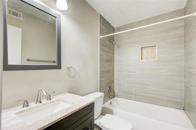 Building Photo - 1301 Parkaire Crossing