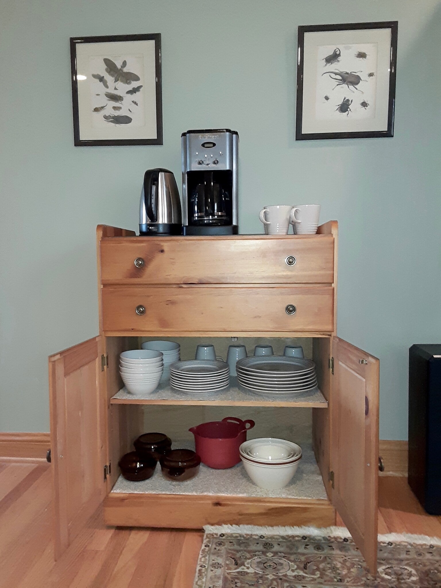 Fully stocked kitchenware/diningware - 2422 N Drake Ave