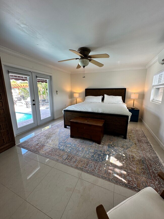 Building Photo - 3036 Coral Shores Dr