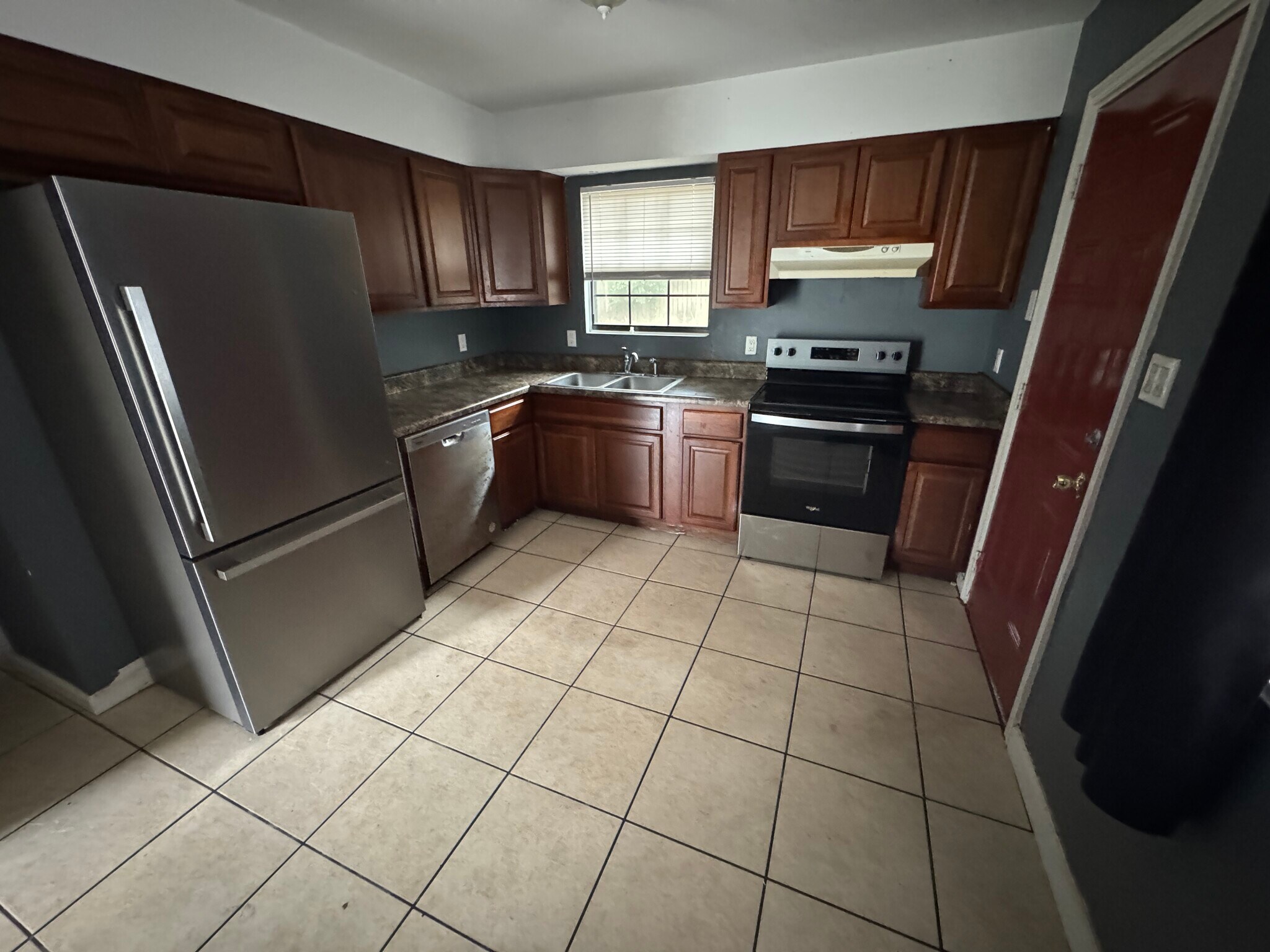 Building Photo - 1924 Nekoma Ct