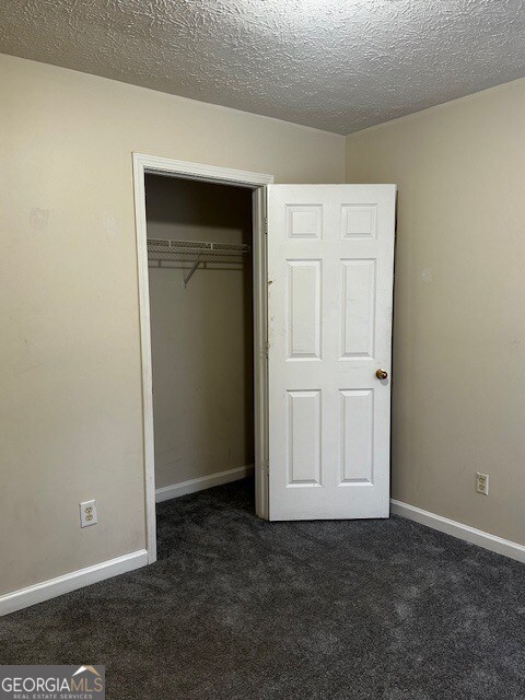 Building Photo - 5675 Hampton Ct