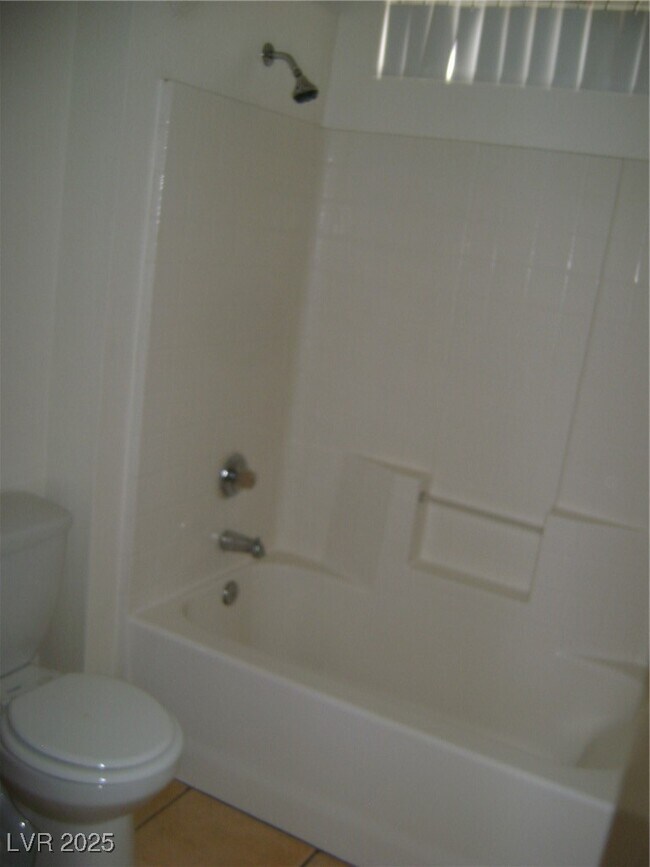 Building Photo - 830 Padre Field Ct