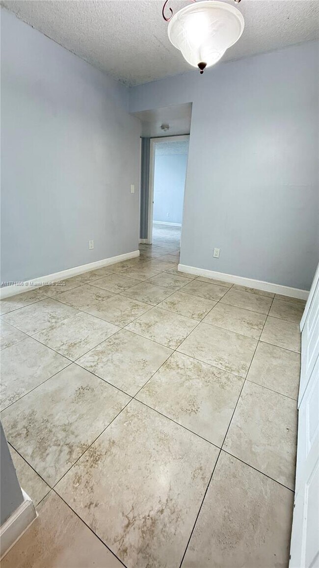 Building Photo - 8303 SW 142nd Ave