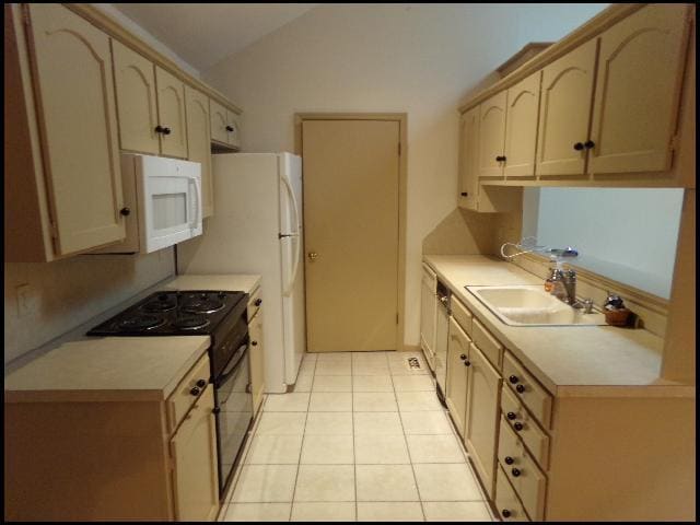 Building Photo - 14 Woodlore Cir