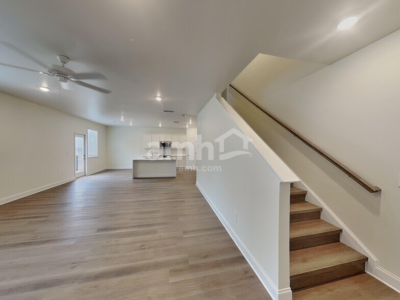 Building Photo - 3632 Mitchem Crk Vw