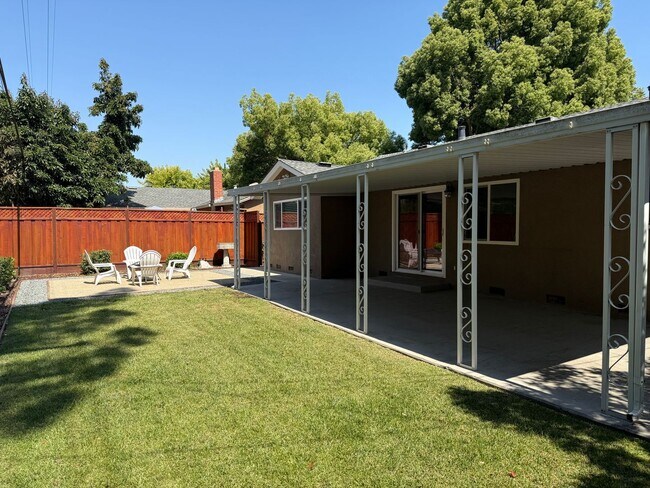 Building Photo - Remodeled Willow Glen Home