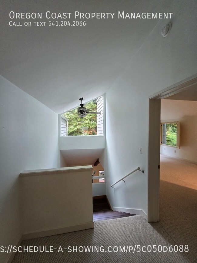 Building Photo - 600 Island Dr